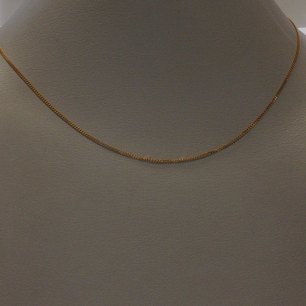 Classic Thin Yellow Gold Chain Necklace