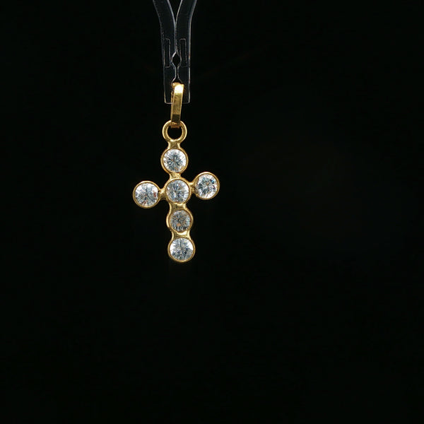 Bezel-Set Diamond Cross Pendant in Yellow Gold