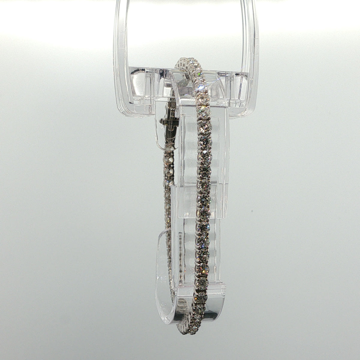 Classic Diamond Tennis Bracelet in White Gold