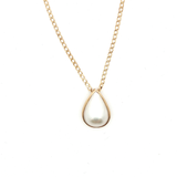 Yellow Gold Chain Necklace with Pear-Shaped Pearl Pendant