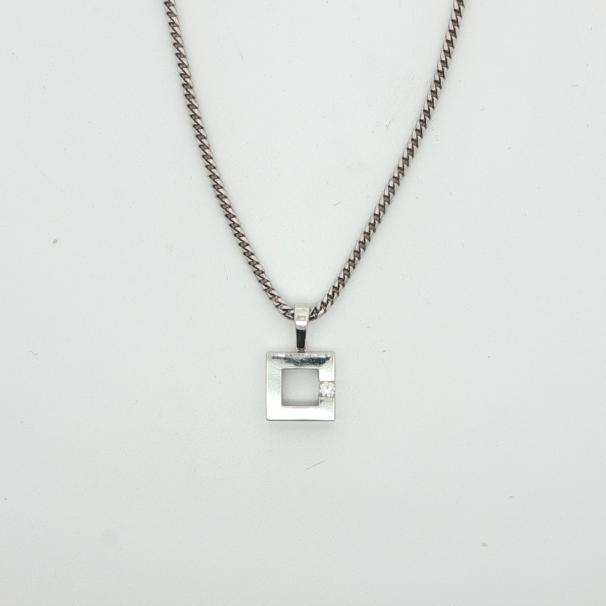 White Gold Chain Necklace with Brilliant Round Cut Diamond Pendant
