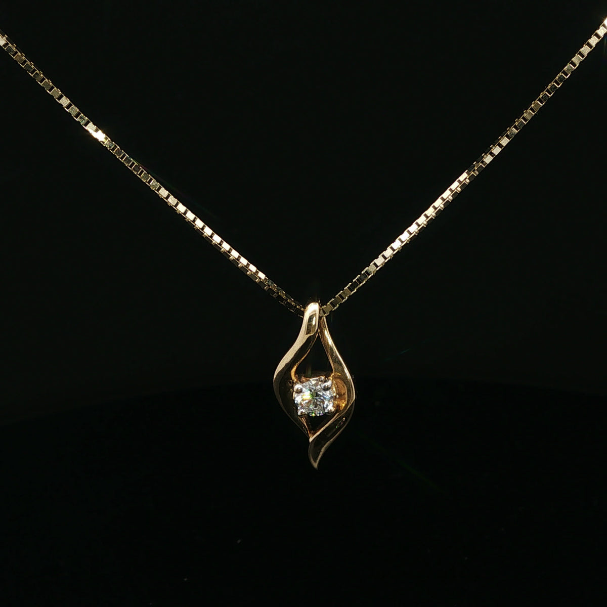Diamond Open Twist Pendant on Yellow Gold Box Chain
