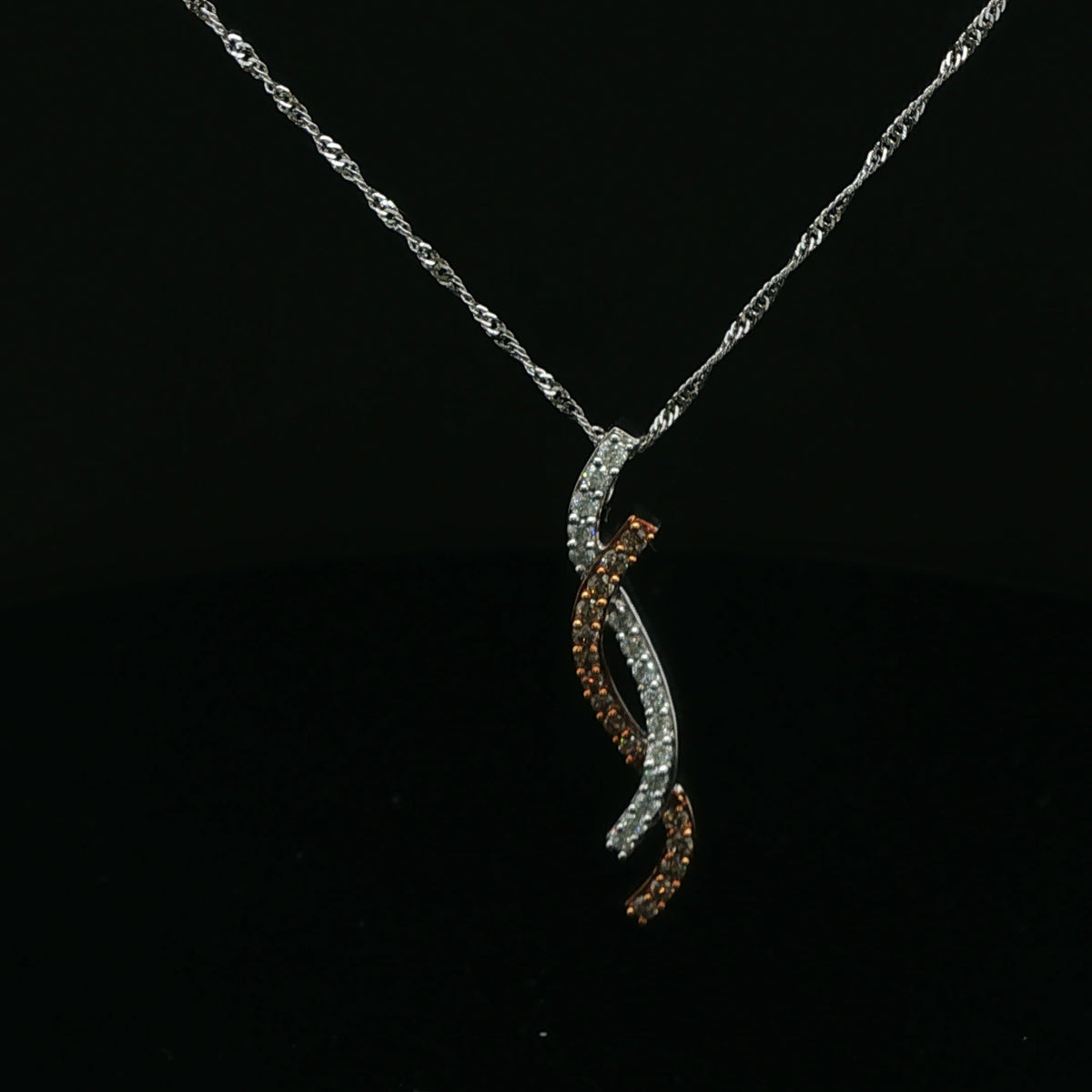 Diamond Interlocking Wave Pendant Necklace in White Gold