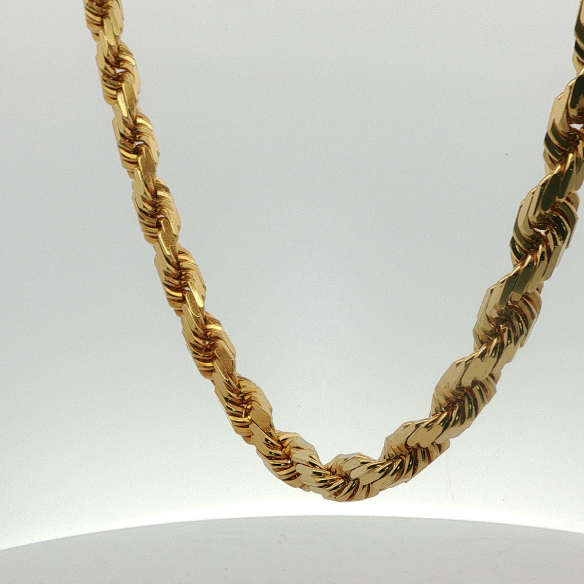 Classic Yellow Gold Twisted Rope Chain Necklace