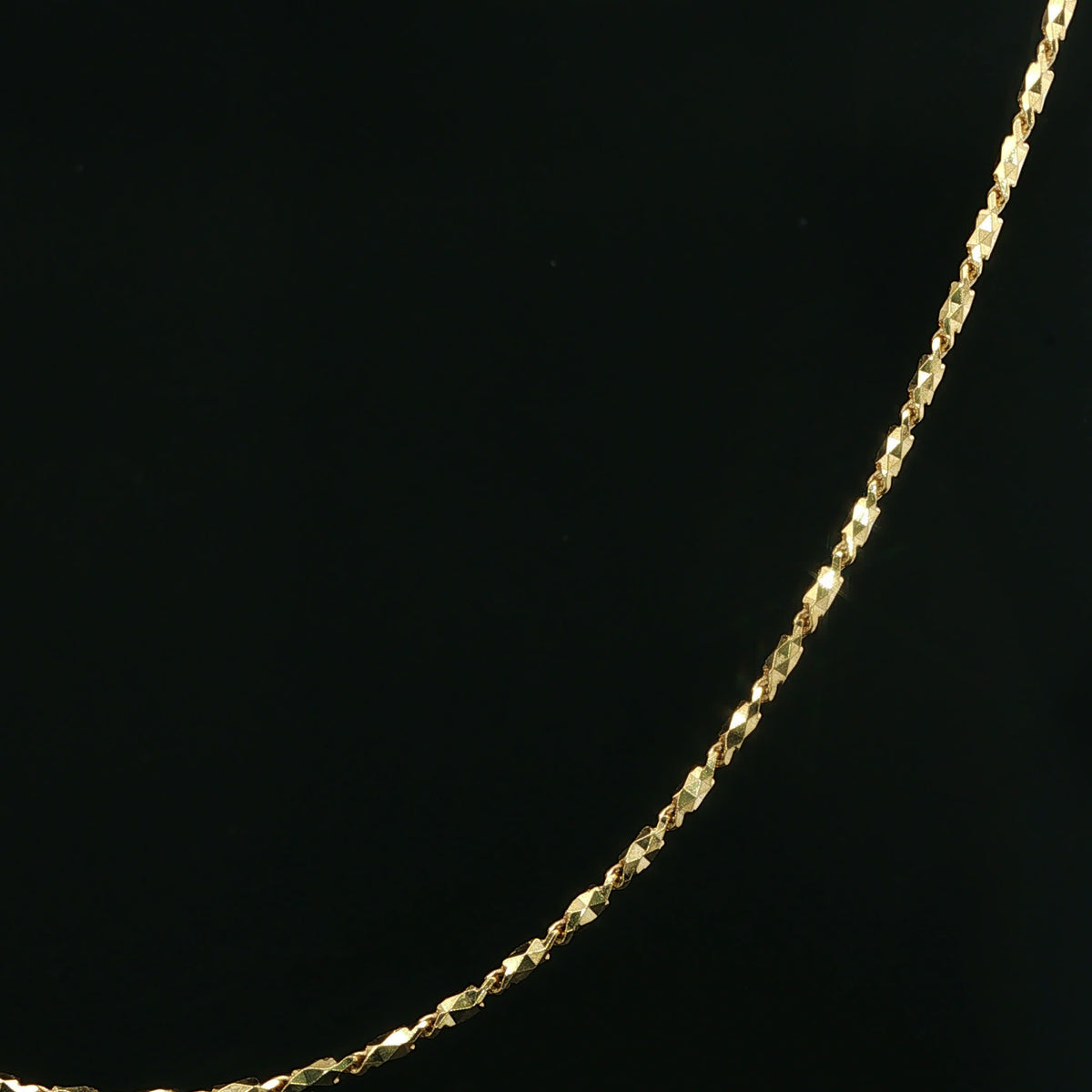 Faceted Yellow Gold Chain Necklace
