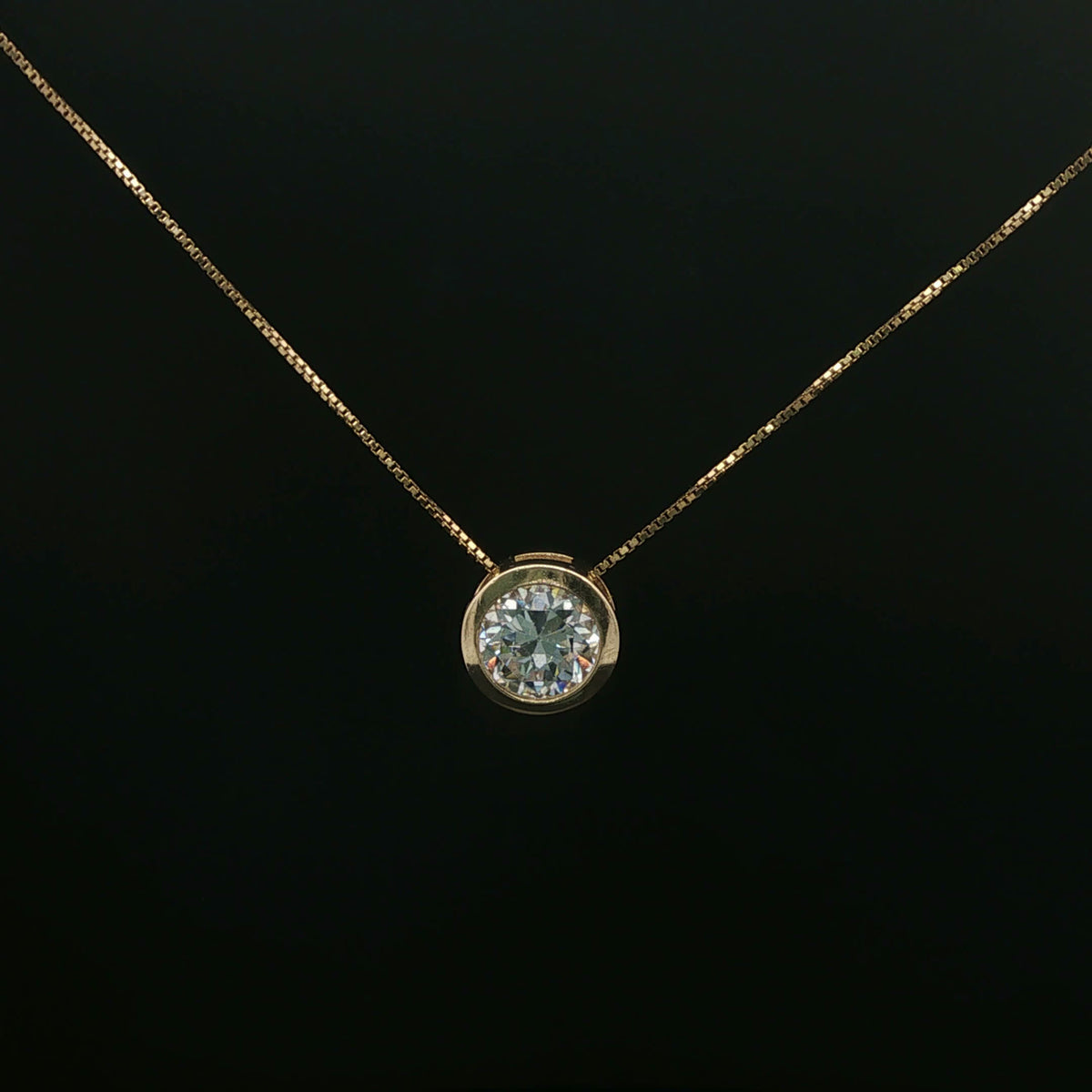 Bezel-Set Round Diamond Pendant Necklace in Yellow Gold