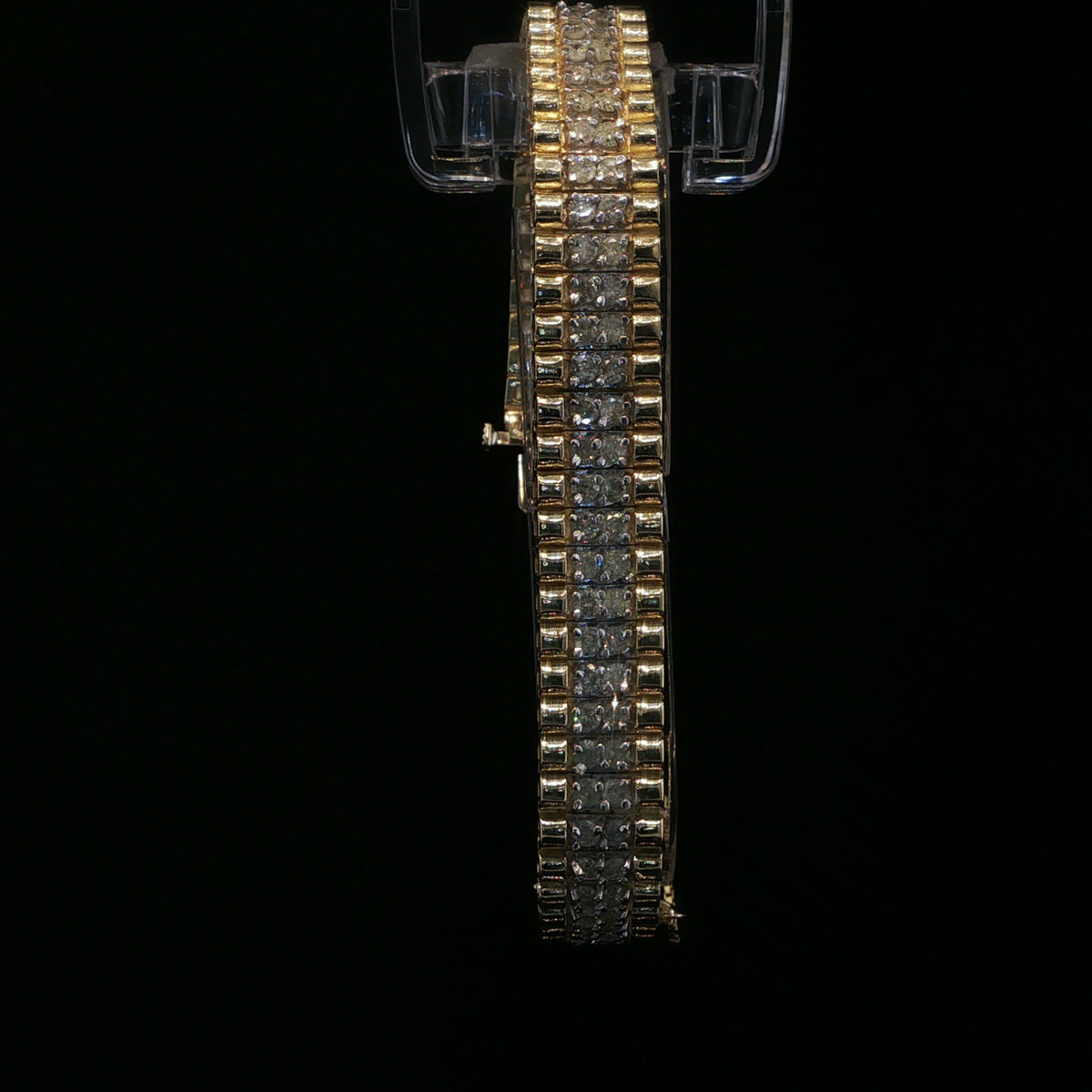 Diamond Tennis Bracelet in Yellow Gold