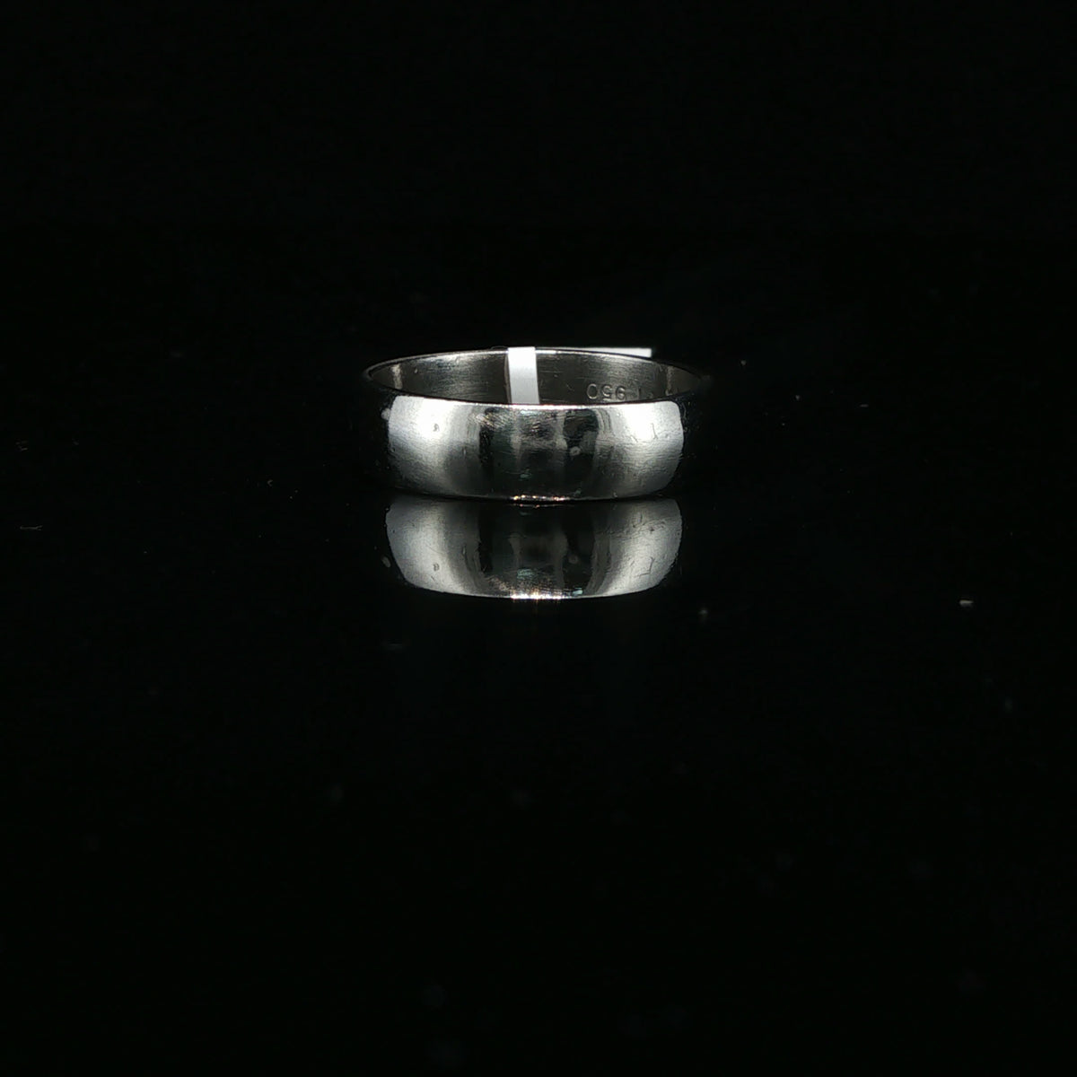 Classic Platinum Band Ring